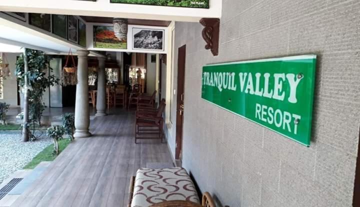 Tranquil Valley Resort Мунар Екстериор снимка