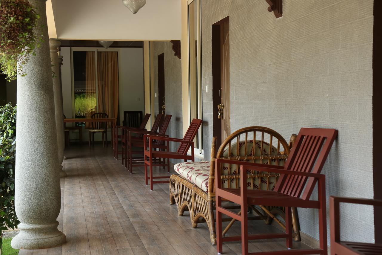 Tranquil Valley Resort Мунар Екстериор снимка