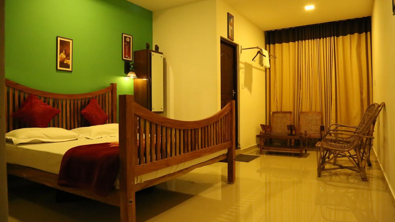 Tranquil Valley Resort Мунар Екстериор снимка